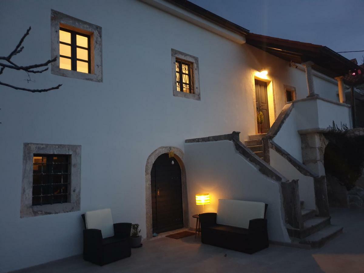 Willa Art House 1800 Tribalj  Zewnętrze zdjęcie